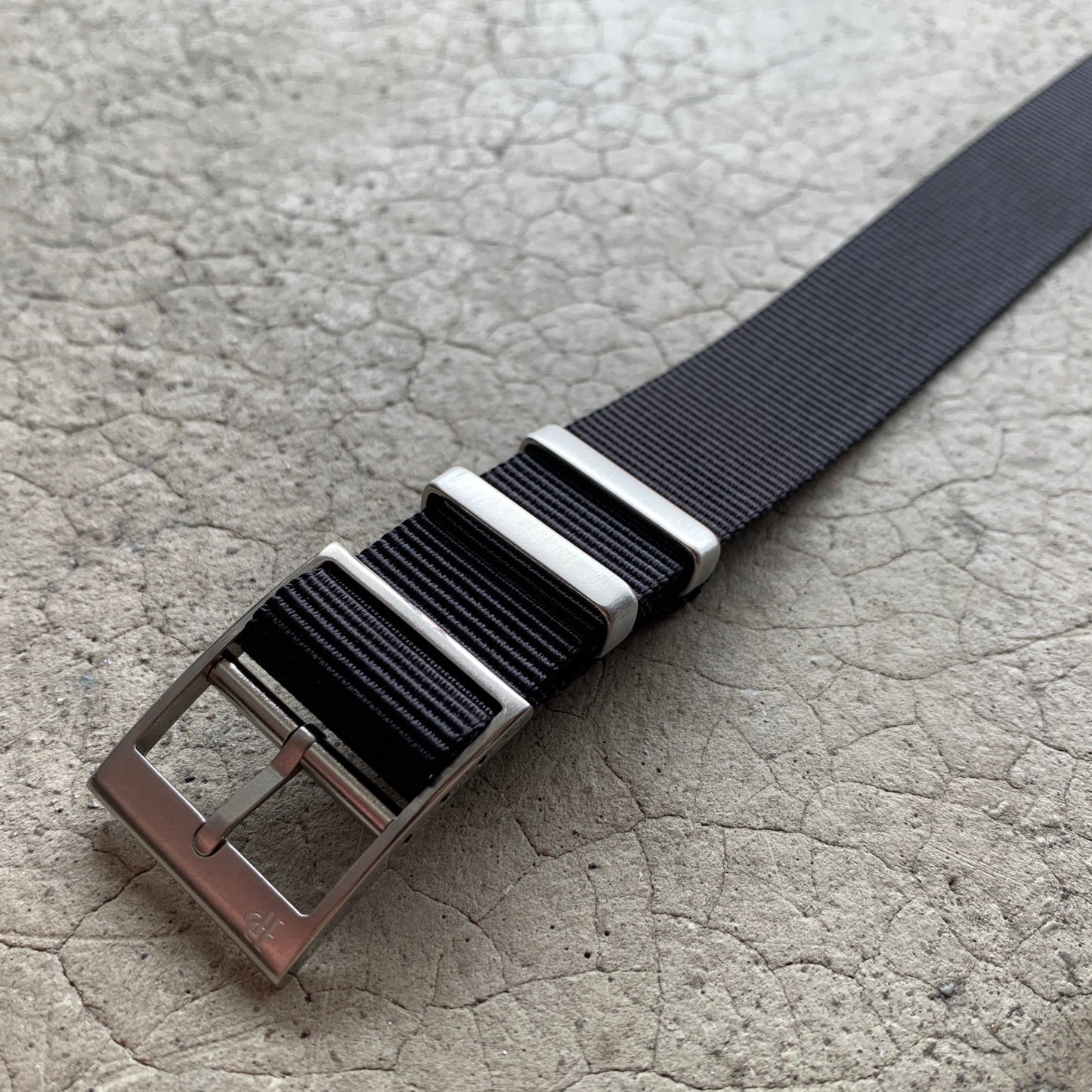 Classic Tubular - Black